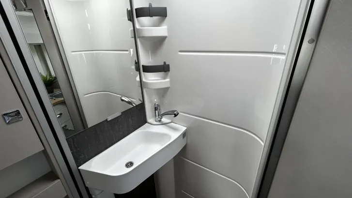 Fahrzeugbild Hymer Tramp S 585 (27) SAT+TV, 170 PS #14