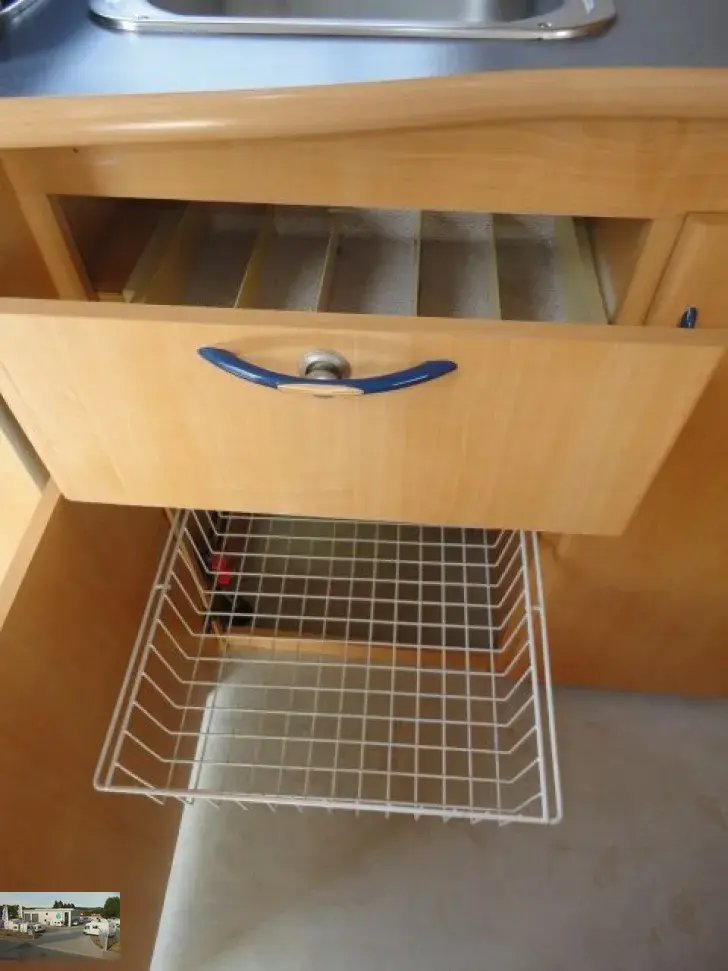 Fahrzeugbild Sterckeman Datcha 450 CP Nr. 113 - Doppelbett #10