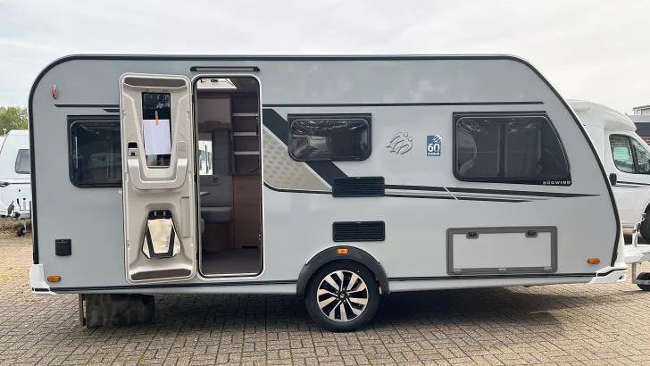 Fahrzeugbild Knaus Südwind 460 EU 60 Years #5