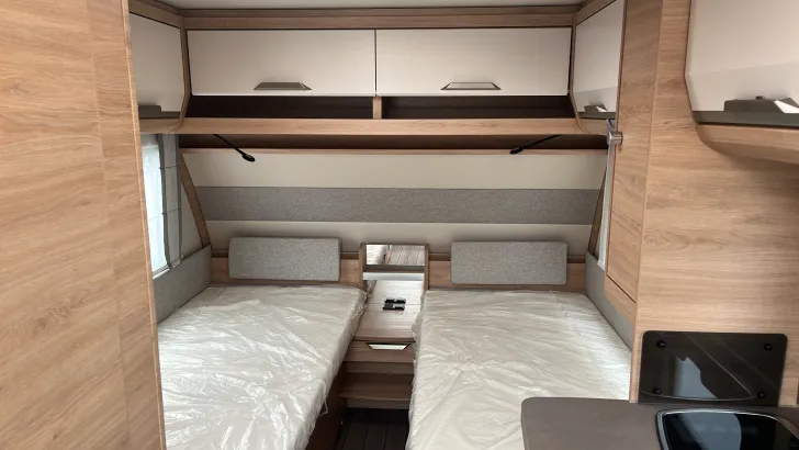Fahrzeugbild Knaus Südwind 460 EU 60 Years #11
