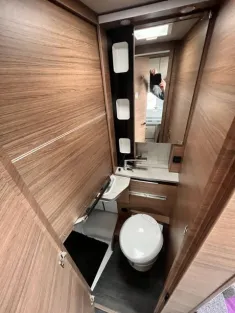 Bild 16 Knaus Tourer VAN 500 MQ Vansation Aufl. 3500KG, Premium Türe uvm