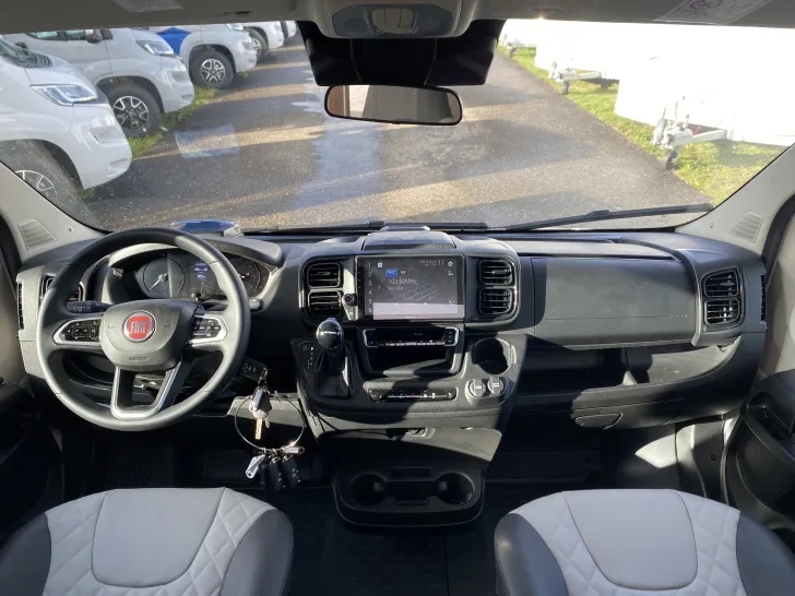 Fahrzeugbild Weinsberg CaraHome 650 MEG #8