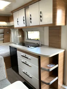 Fahrzeugbild Hobby De Luxe 440 SF #7