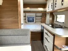 Fahrzeugbild Hobby De Luxe 440 SF #13