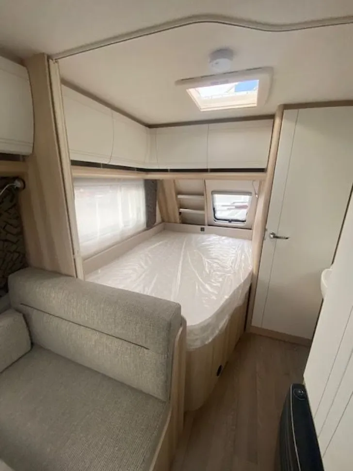 Fahrzeugbild Hobby De Luxe 400 SFe #6