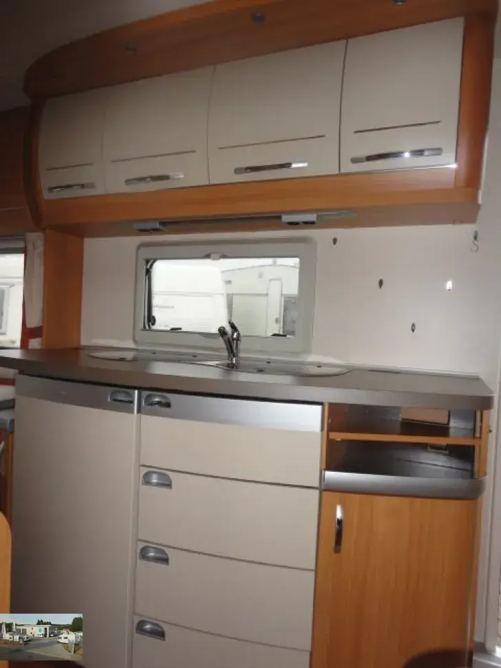 Fahrzeugbild Hobby De Luxe 440 SF Nr. 52-4 - Mover, Doppelb. #11