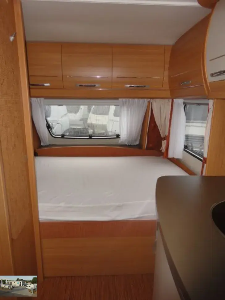 Fahrzeugbild Hobby De Luxe 440 SF Nr. 52-4 - Mover, Doppelb. #16