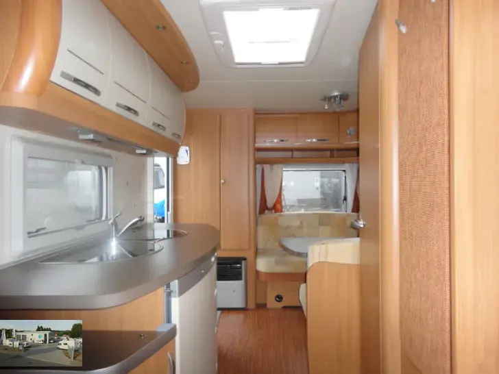 Fahrzeugbild Hobby De Luxe 440 SF Nr. 52-4 - Mover, Doppelb. #20