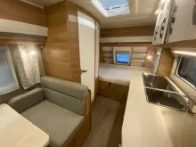 Fahrzeugbild Hobby De Luxe 440 SF #5