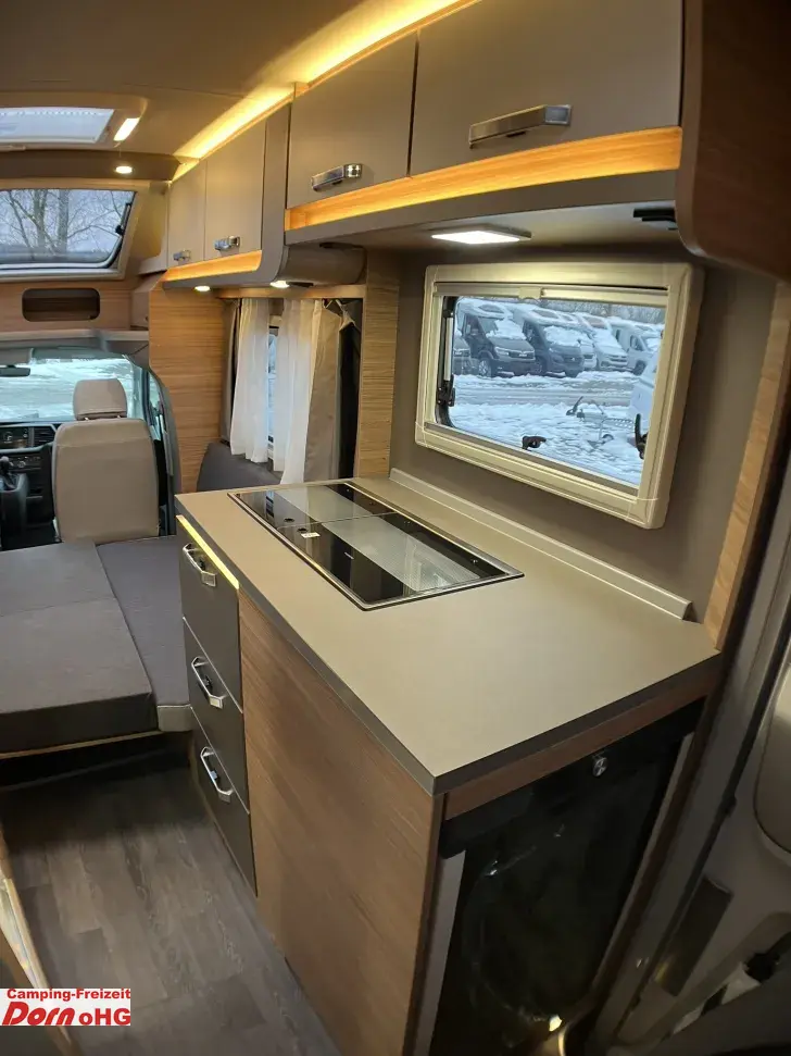 Fahrzeugbild Weinsberg X-CURSION VAN 500 LT EDITION [PEPPER] Auflastung 3500 kg #14