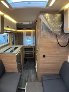 Fahrzeugbild Weinsberg X-CURSION VAN 500 LT EDITION [PEPPER] Auflastung 3500 kg #23