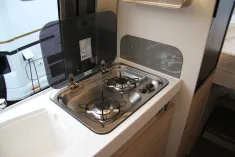 Bild 14 Eura Mobil Van 635 EB Mondial Plus + Fahrerassitenz
