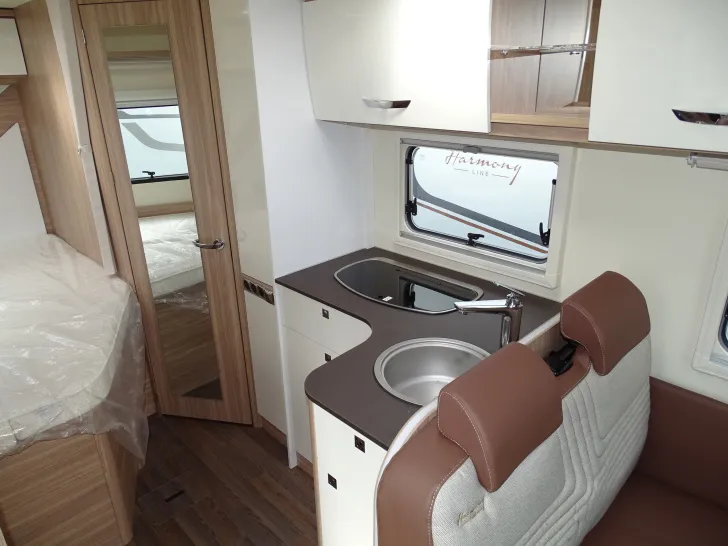 Fahrzeugbild Bürstner LYSEO M HARMONY LINE T 660 #8