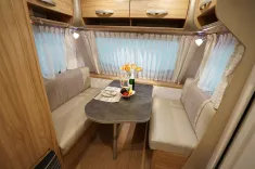 Bild 8 Hymer Eriba Nova Light 425 Autark/Markise