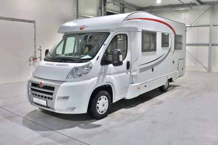 Fahrzeugbild Bürstner Marano T 640/Automatik/Festbett/Klima/Markise #3