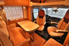 Fahrzeugbild Bürstner Marano T 640/Automatik/Festbett/Klima/Markise #9