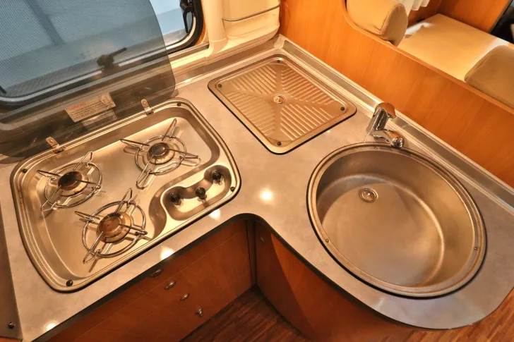 Fahrzeugbild Bürstner Marano T 640/Automatik/Festbett/Klima/Markise #15