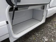 Fahrzeugbild Malibu I 460 LE #44