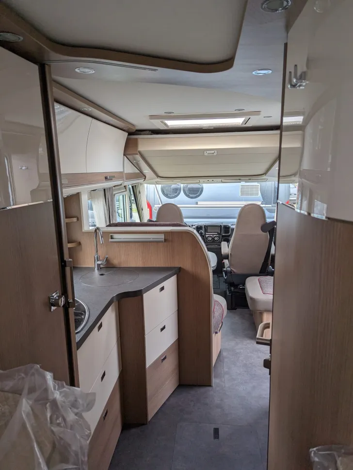 Fahrzeugbild Malibu I 460 LE #17