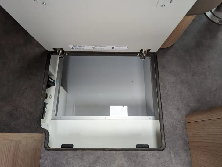 Fahrzeugbild Malibu I 460 LE #48