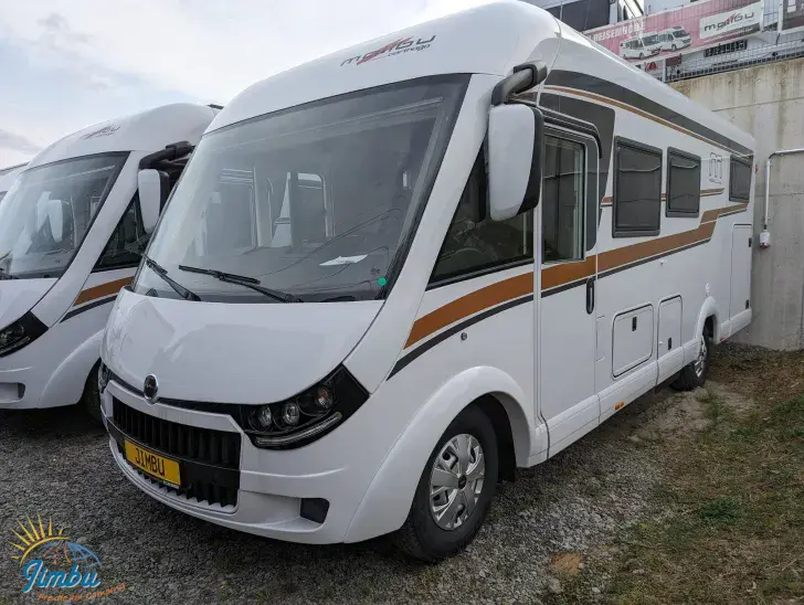 Fahrzeugbild Malibu I 460 LE #1
