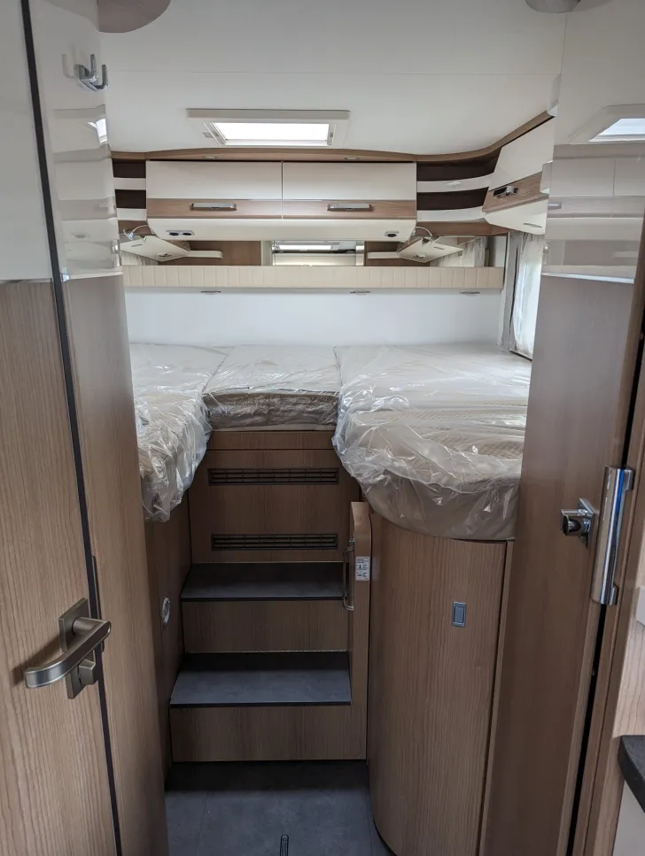 Fahrzeugbild Malibu I 460 LE #24