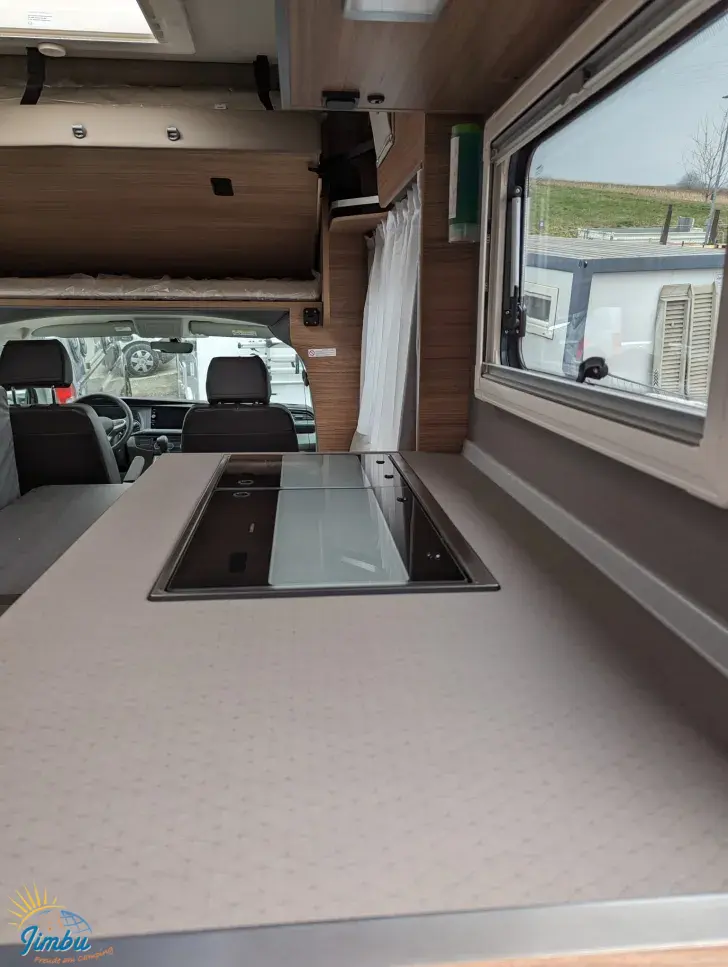 Fahrzeugbild Weinsberg X-CURSION VAN 500 LT EDITION [PEPPER] 150 PS / Automatik, 607 - 1093 #25