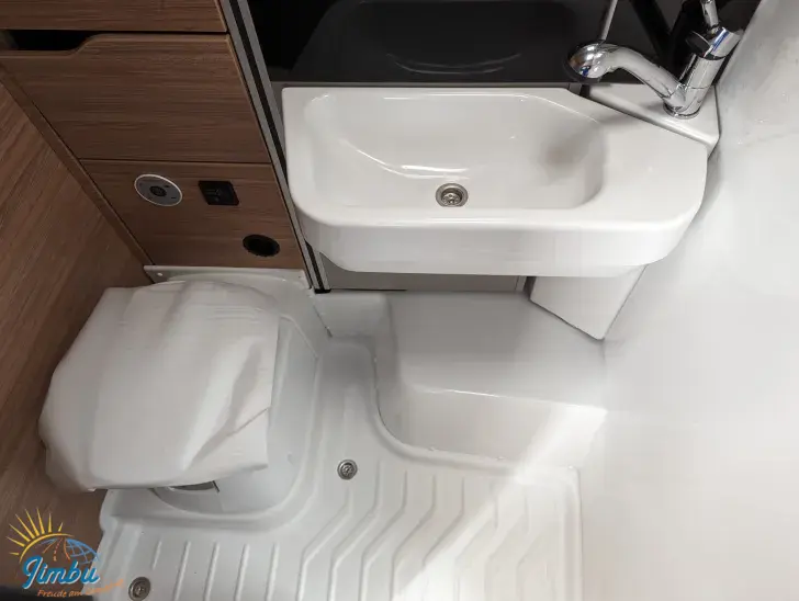 Fahrzeugbild Weinsberg X-CURSION VAN 500 LT EDITION [PEPPER] 150 PS / Automatik, 607 - 1093 #33