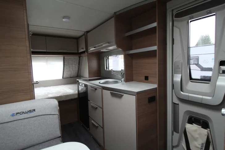 Fahrzeugbild Knaus Sport 420 QD ePower Selection #6