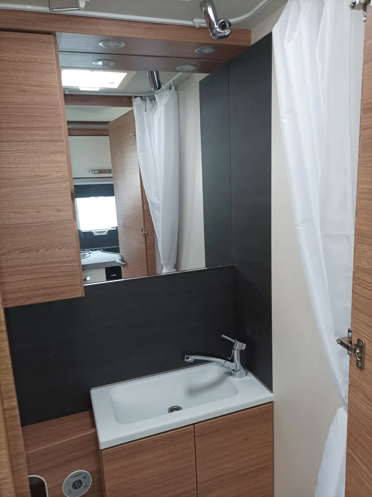 Fahrzeugbild Weinsberg CaraOne 480 EU #17