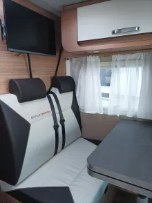 Fahrzeugbild Weinsberg CaraCompact 640 MEG EDITION [PEPPER] 3,5 T - Automatik #8