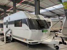 Fahrzeugbild Hobby De Luxe 460 SFf Modell 2024 / 1500 Kg Achse #1