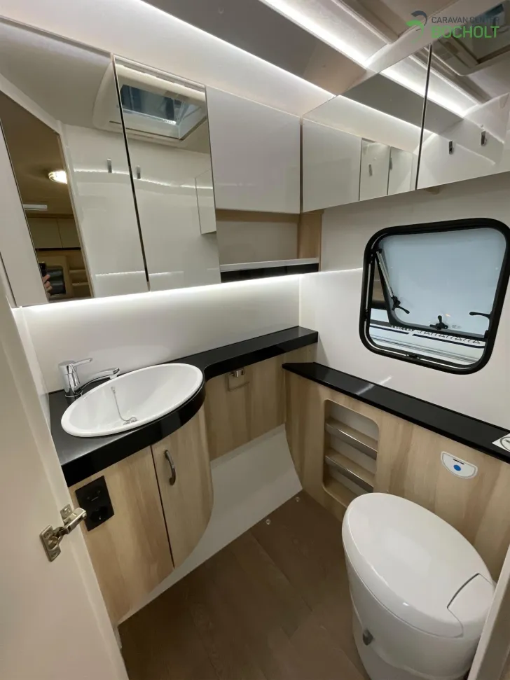 Fahrzeugbild Hobby De Luxe 460 SFf Modell 2024 / 1500 Kg Achse #9