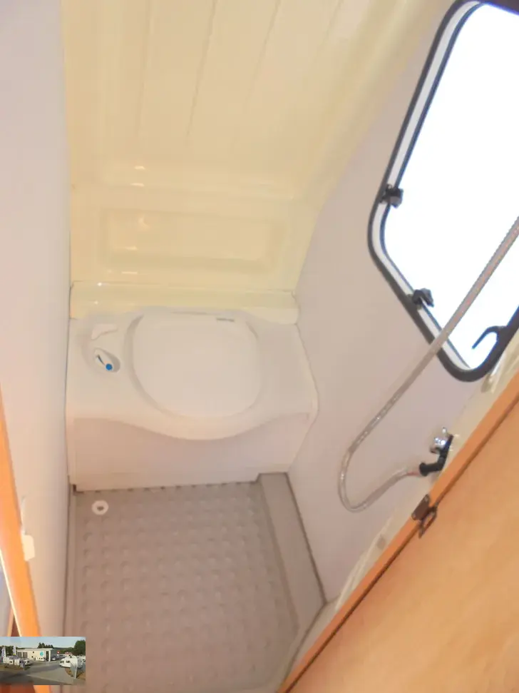 Fahrzeugbild Caravelair Ambiance 420 Nr. 71 - franz. Bett, SG #9