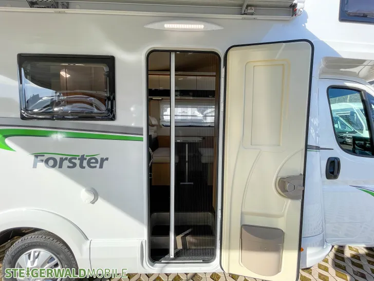 Fahrzeugbild Forster A 699 HB Livin' Up #11