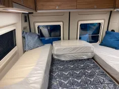 Bild 17 Hymer Camper Van Ayers Rock