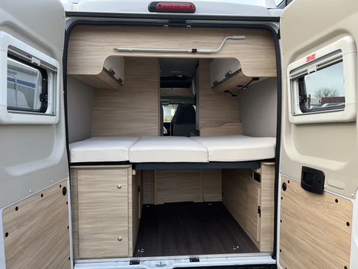 Fahrzeugbild Knaus BoxLife Pro 600 STREET (Peugeot) 60 Years mit Aufstelldach #23