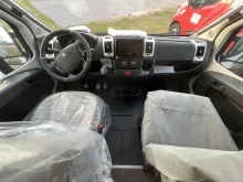 Fahrzeugbild Knaus BoxLife Pro 600 STREET (Peugeot) 60 Years mit Aufstelldach #32