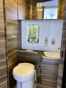 Fahrzeugbild Laika Ecovip H 4109 Messemarathon 14.07-30.08 #8