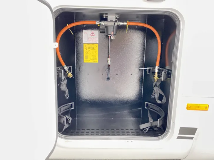 Fahrzeugbild Laika Ecovip H 4109 Messemarathon 14.07-30.08 #16