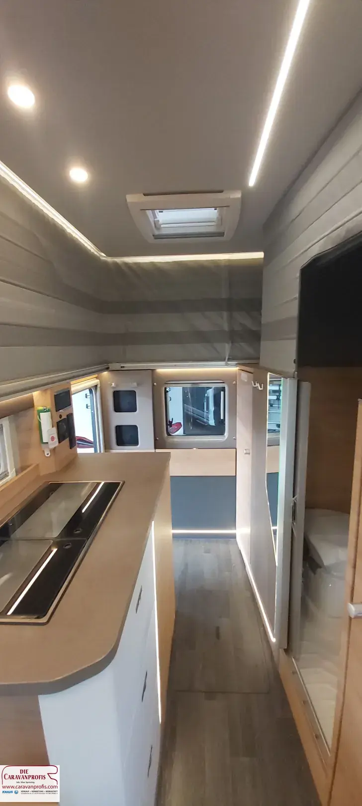 Fahrzeugbild Knaus Tourer CUV 500 LT CUVISION 4 Gurtplätze #12