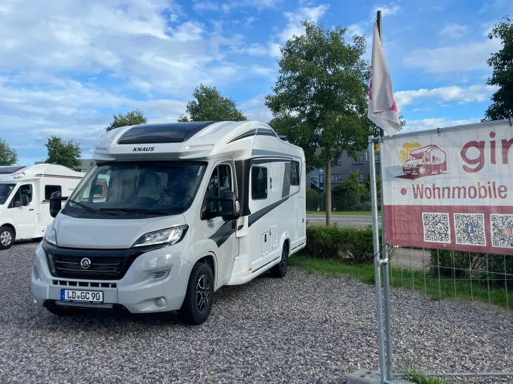 Fahrzeugbild Knaus Sky Wave 650 MEG 60 Years #1