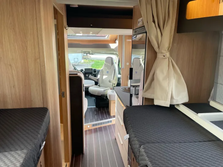 Fahrzeugbild Knaus Sky Wave 650 MEG 60 Years #11