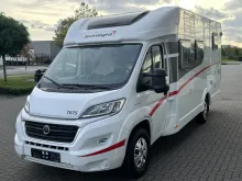 Fahrzeugbild Sunlight T 67 S #2