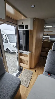 Fahrzeugbild Hymer B-Klasse MC T 600 WhiteLine Lifepo4 Hubbett #6
