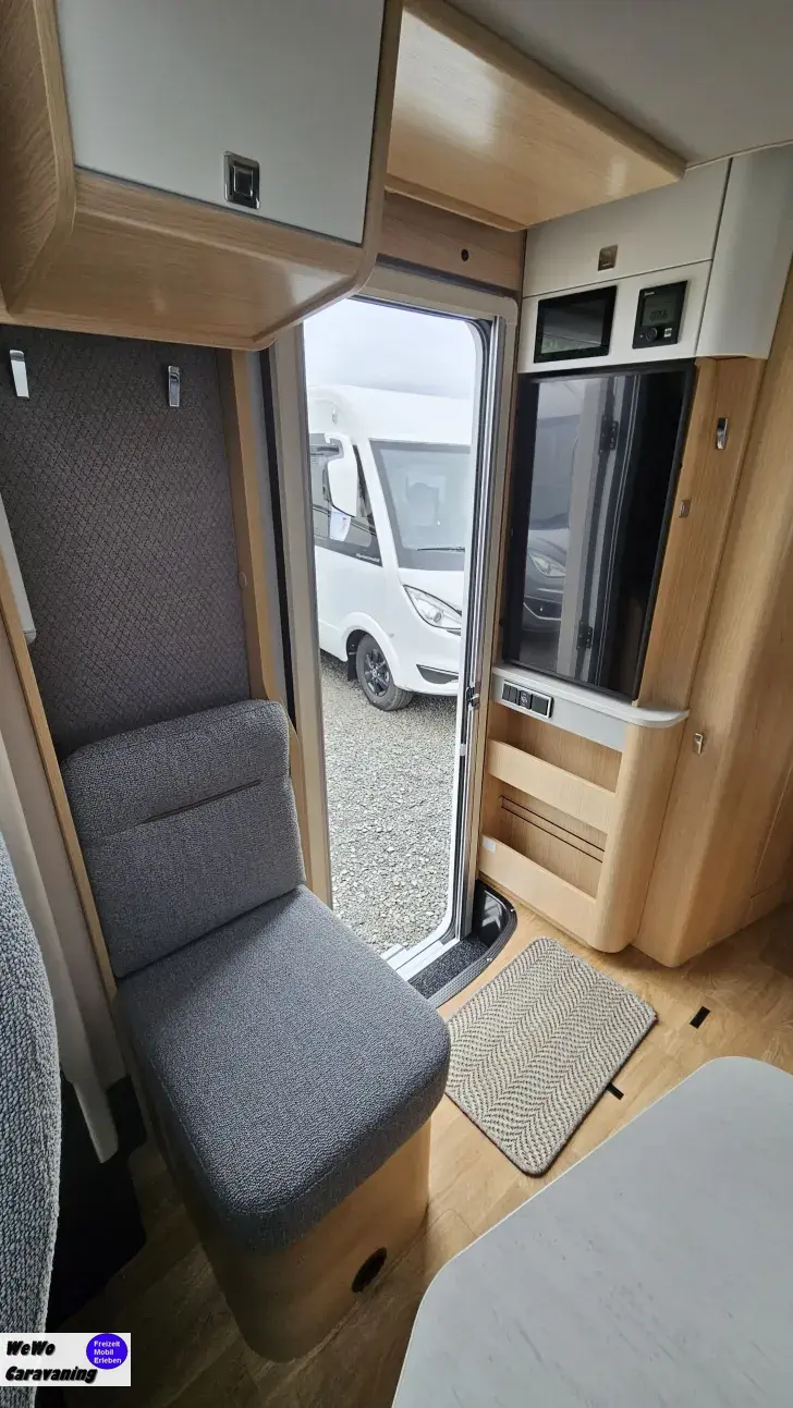Fahrzeugbild Hymer B-Klasse MC T 600 WhiteLine Lifepo4 Hubbett #7