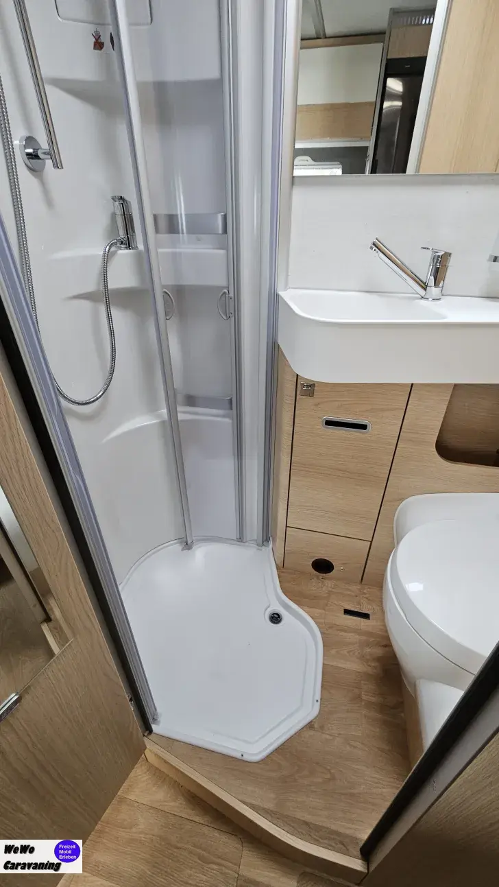 Fahrzeugbild Hymer B-Klasse MC T 600 WhiteLine Lifepo4 Hubbett #11