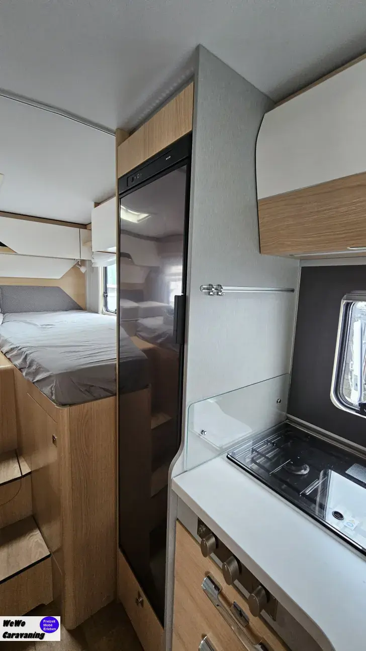 Fahrzeugbild Hymer B-Klasse MC T 600 WhiteLine Lifepo4 Hubbett #9