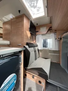 Fahrzeugbild Weinsberg X-CURSION VAN 500 MQ EDITION [PEPPER] Verfügbar 11/26 #6