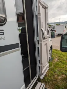 Fahrzeugbild Weinsberg X-CURSION VAN 500 MQ EDITION [PEPPER] 150 PS / Automatik, 602 - 1061 #9